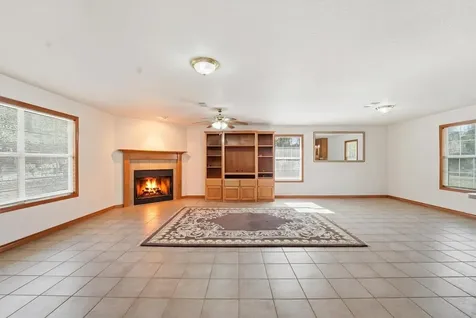 12782 Flowers Drive Saratoga TX 77585