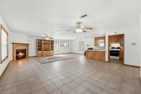 12782 Flowers Drive Saratoga TX 77585