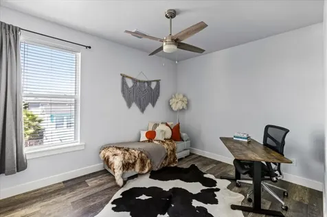 4102 Grayson Drive Galveston TX 77554