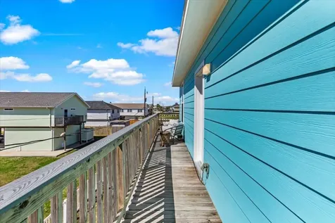 4102 Grayson Drive Galveston TX 77554
