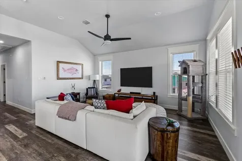 4102 Grayson Drive Galveston TX 77554