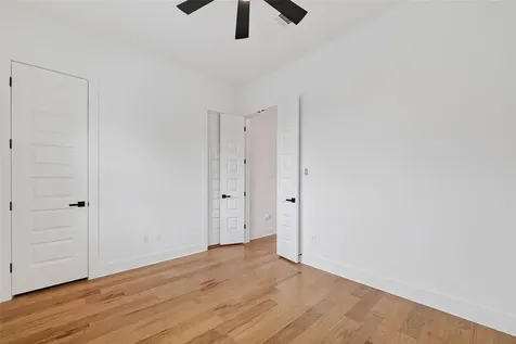 1920 Laverne Street Houston TX 77080