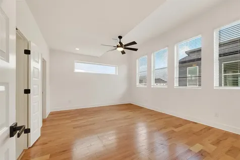 1920 Laverne Street Houston TX 77080