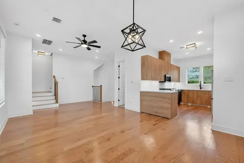 1920 Laverne Street Houston TX 77080