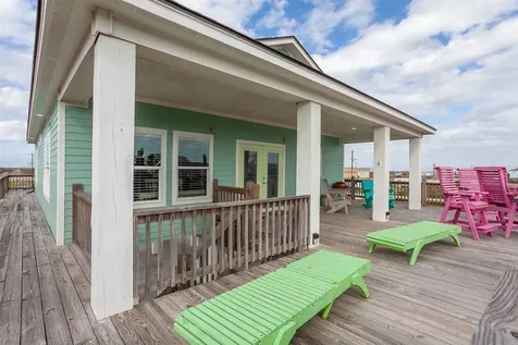 2110 Seahorse Lane Crystal Beach TX 77650
