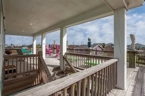 2110 Seahorse Lane Crystal Beach TX 77650