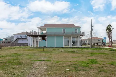 2110 Seahorse Lane Crystal Beach TX 77650
