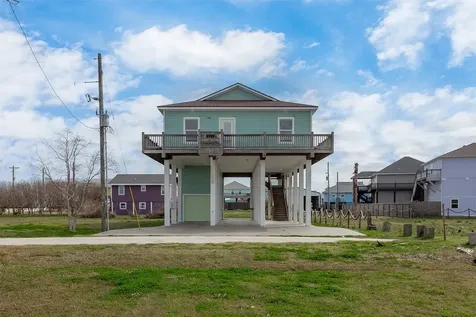 2110 Seahorse Lane Crystal Beach TX 77650