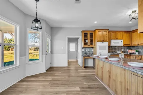 1075 Harrisburg Road Brenham TX 77833