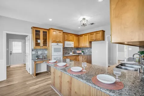 1075 Harrisburg Road Brenham TX 77833
