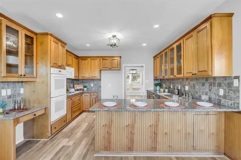 1075 Harrisburg Road Brenham TX 77833