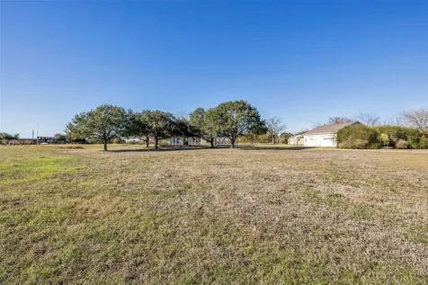 1075 Harrisburg Road Brenham TX 77833