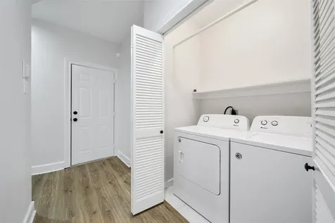 5341 Kiam Street Houston TX 77007