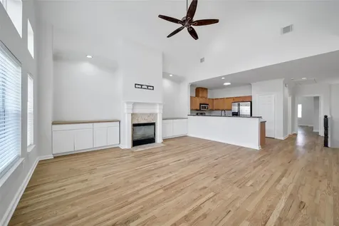 5341 Kiam Street Houston TX 77007