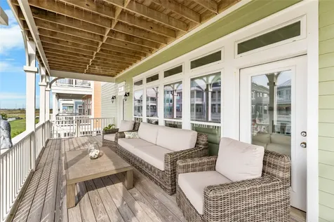 3830 Wentletrap Galveston TX 77554