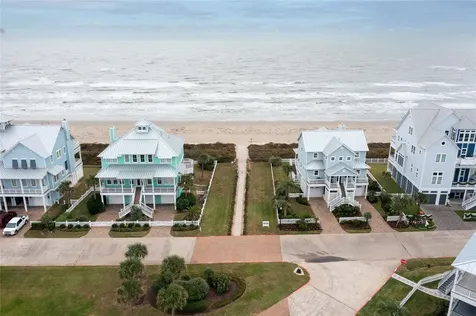 3830 Wentletrap Galveston TX 77554