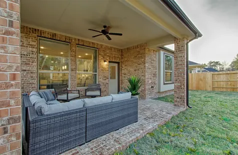 12102 Maple Court Santa Fe TX 77510