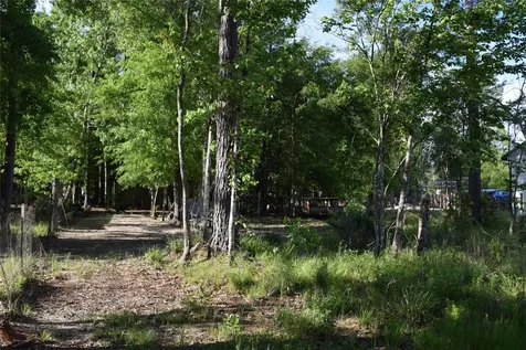 893 County Road 5015 Cleveland TX 77327