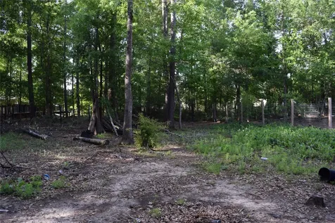 893 County Road 5015 Cleveland TX 77327