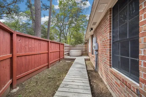 3115 Cedar Knolls Drive Kingwood TX 77339