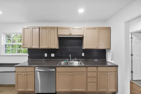 1614 Palmwood Drive Pasadena TX 77502
