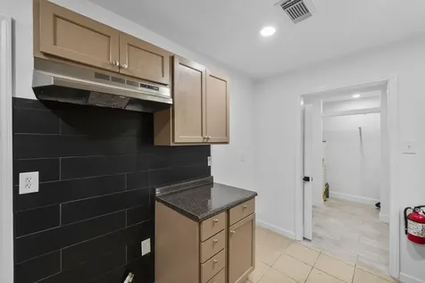1614 Palmwood Drive Pasadena TX 77502