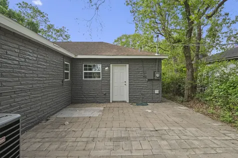 1614 Palmwood Drive Pasadena TX 77502