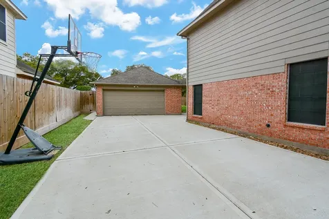 406 Billingford Drive Katy TX 77450