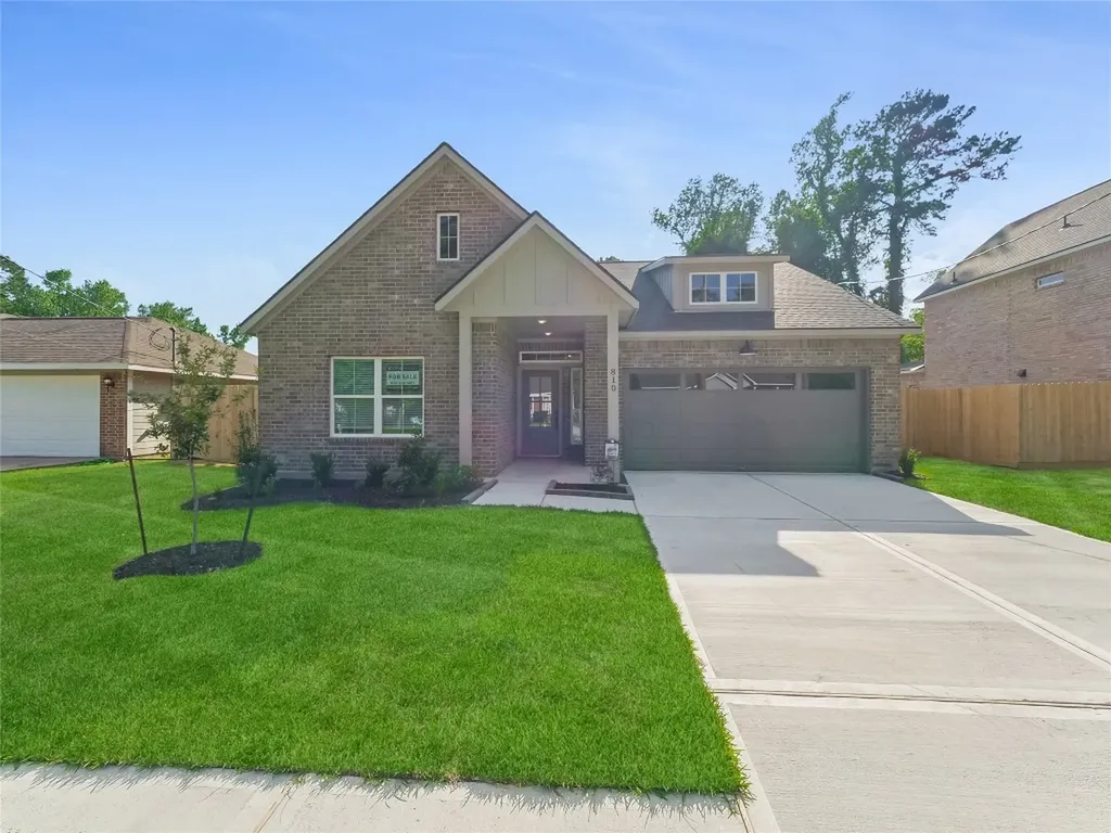 810 S Colbert Street Dayton TX 77535