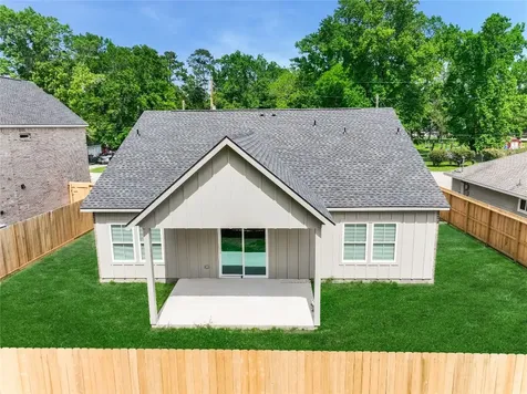 810 S Colbert Street Dayton TX 77535