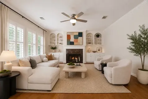 816 Anderson Street Bellaire TX 77401