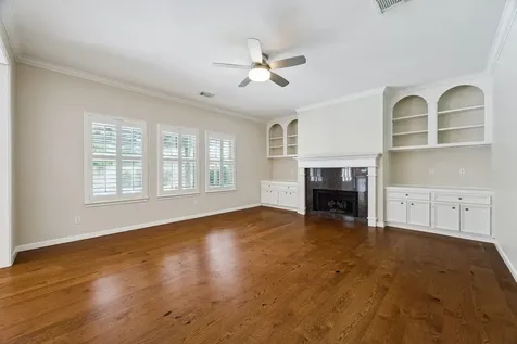 816 Anderson Street Bellaire TX 77401