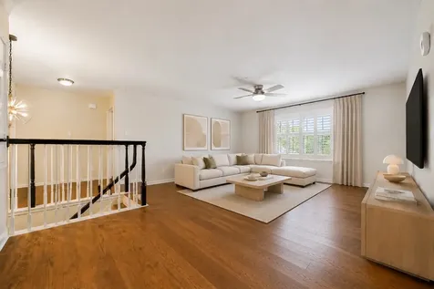 816 Anderson Street Bellaire TX 77401