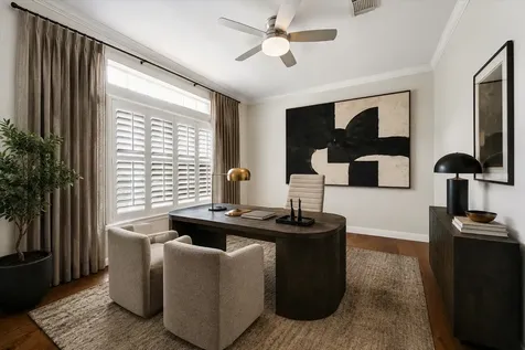 816 Anderson Street Bellaire TX 77401