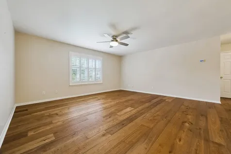 816 Anderson Street Bellaire TX 77401