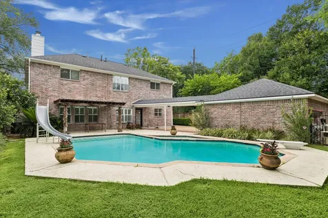 816 Anderson Street Bellaire TX 77401