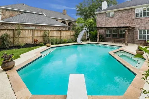 816 Anderson Street Bellaire TX 77401
