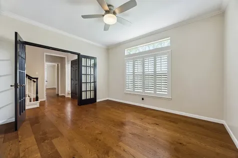816 Anderson Street Bellaire TX 77401