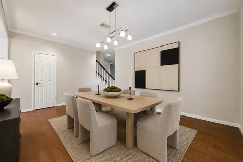 816 Anderson Street Bellaire TX 77401
