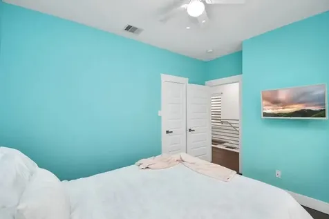7513 Knox Street Houston TX 77088