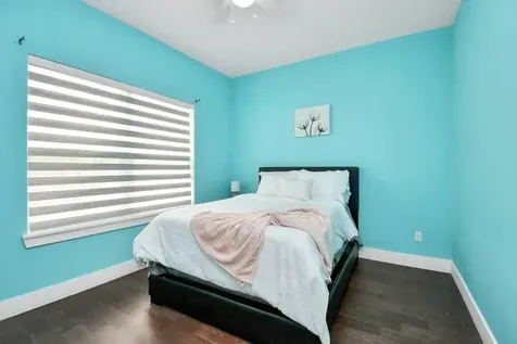 7513 Knox Street Houston TX 77088