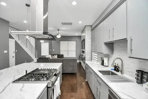 7513 Knox Street Houston TX 77088