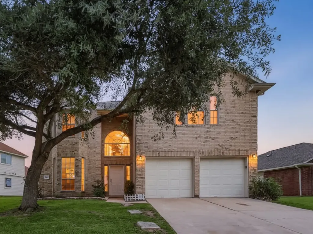 3807 Liberty Square Trail Fresno TX 77545