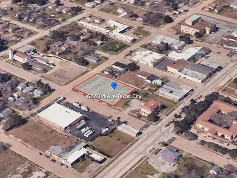 622 3rd Avenue N Texas City TX 77590
