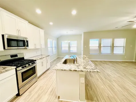 934 Golden Willow Lane Conroe TX 77304