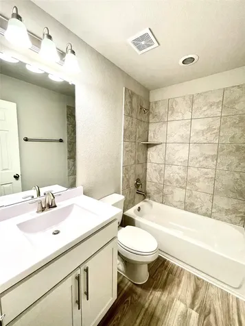 934 Golden Willow Lane Conroe TX 77304