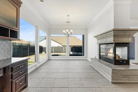 98 Victoria Drive W Montgomery TX 77356