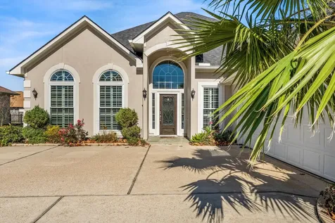 98 Victoria Drive W Montgomery TX 77356