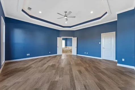98 Victoria Drive W Montgomery TX 77356