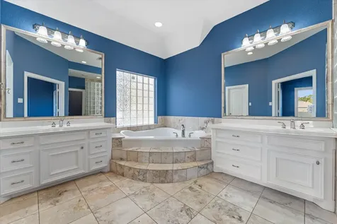 98 Victoria Drive W Montgomery TX 77356